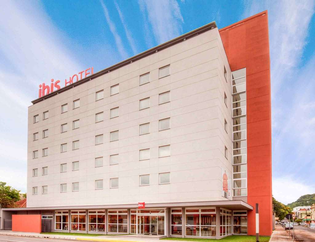 Ibis Montenegro Extérieur photo